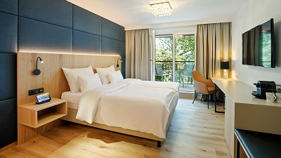 VBG221154_Austria_Trend_Hotel_Maximilian_Deluxe_Zimmer_mit_Balkon © Austria Trend Hotels 